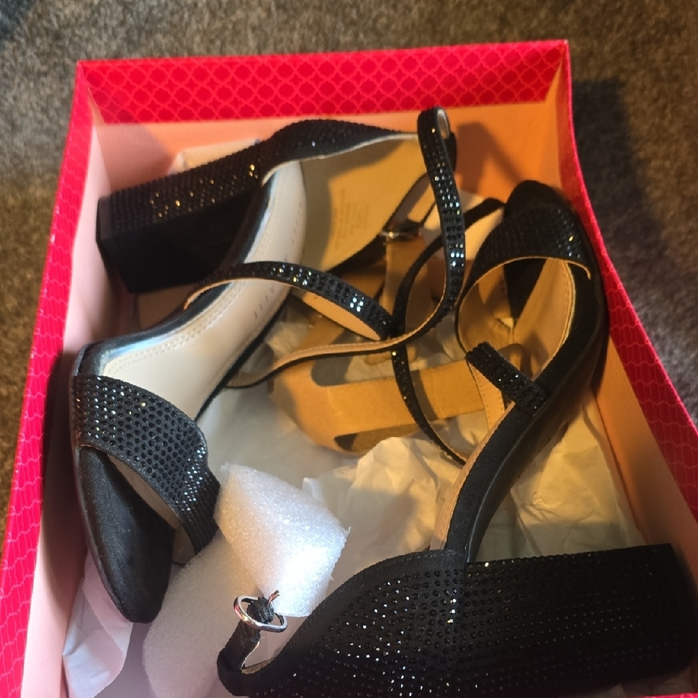 Kelly & Katie Black Microsuede Pumps
